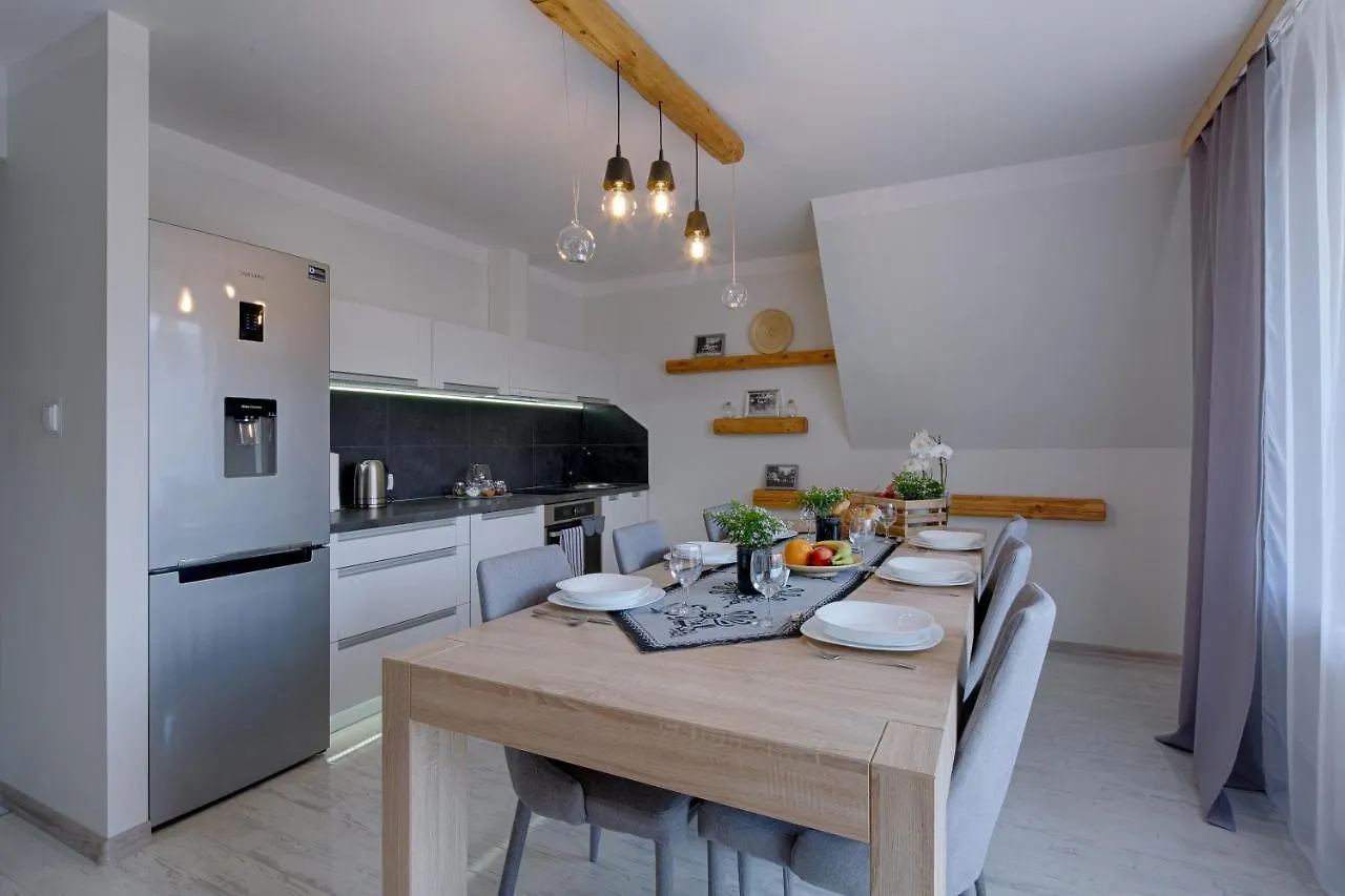 Apartament Goralska Ostoja Prywatne Wejscie Widok Na Tatry Zakopane Apartment