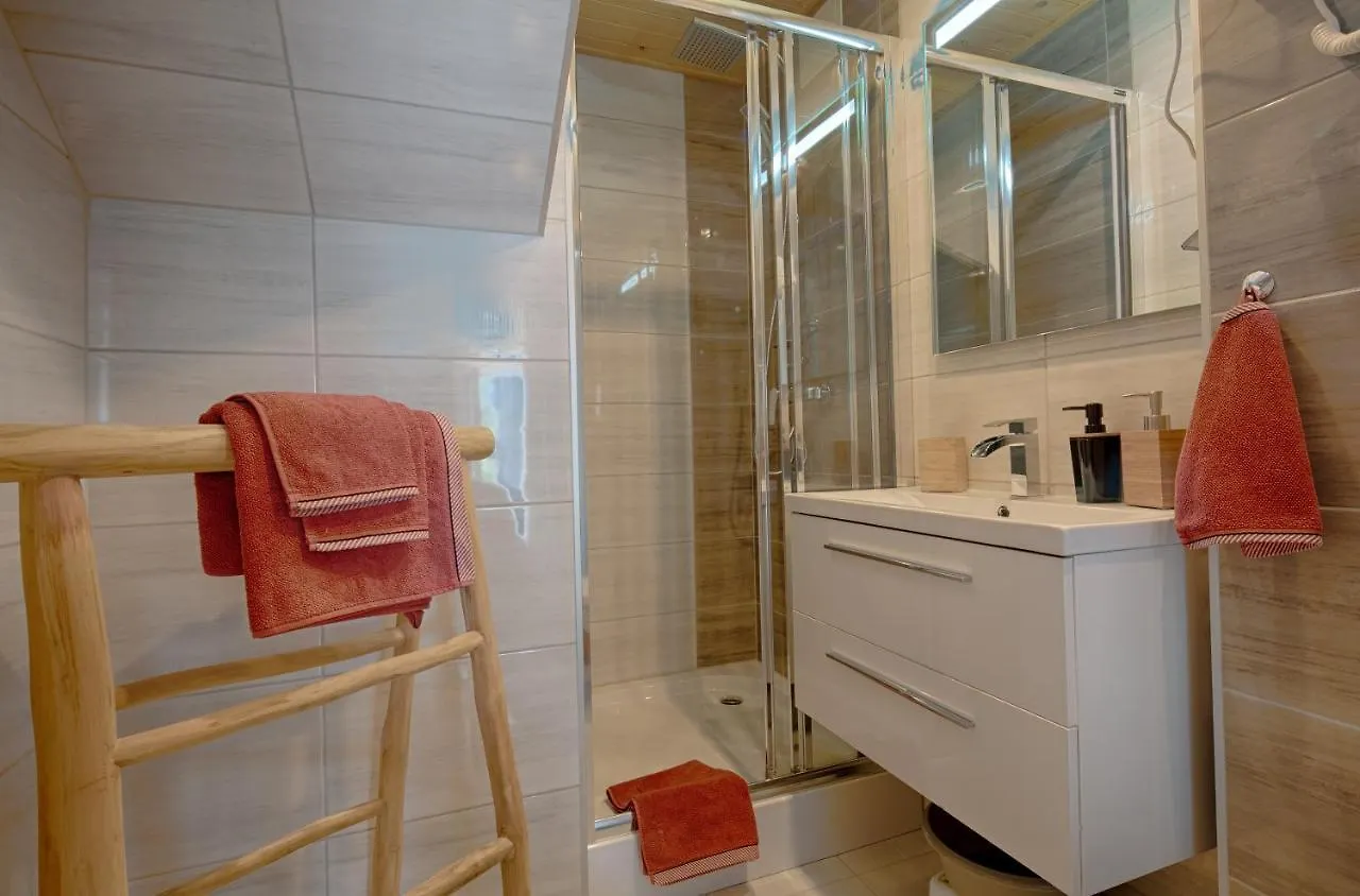 Apartament Goralska Ostoja Prywatne Wejscie Widok Na Tatry Zakopane Apartment